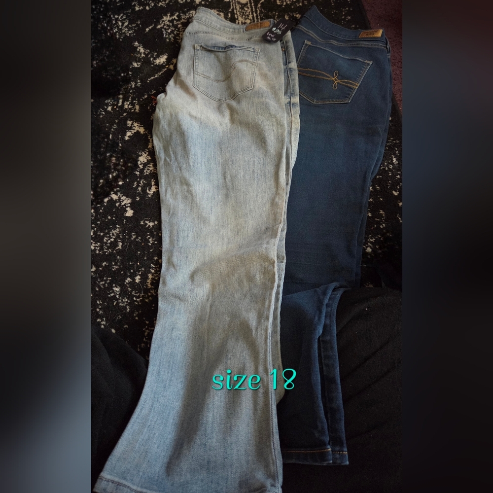 Women's Jeans - Light Blue and Dark Blue - Size 18 Bundle #17